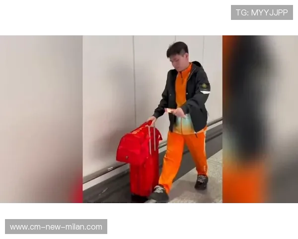 可爱！林诗栋穿海南队服出发全运会，像小芒果，球迷送苹果祝他平平安安